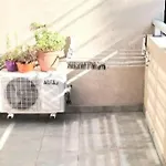 Departamento Al Frente, En Villa Del Parque