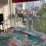 Cosy Apartment With Great Balcony