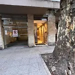 Departamento A Metros De La Rural Y La Embajada