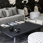 Ilum Experience Home