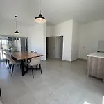 Caballito Retreat Pool And Balcony