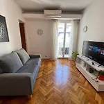 Elegant And Cozy Apartment In Palermo