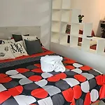 Muy Lindo Y Luminoso Departamento En Buenos Aires