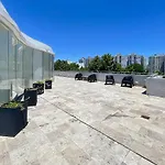 Sleek Studio In Palermo King Bed, Sofa Bed, Pool, And Gym