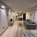 Urban Charm Elegant Studio In The Heart Of Villa Urquiza For 4 People