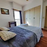 Sobre Av Rivadavia Con Wifi Luminoso Amplio Y Comodo Depto