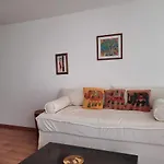 Studio En Recoleta, Calido Y Colorido