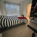 Departamento Sobre Av. Rivadavia