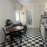 Casa Damero