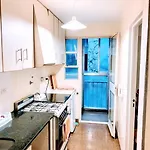 Apartamento - Piso En La Recoleta A 1 Cuadra Del Cementerio Y A 3 Cuadras Y Media Del Hotel Alvear