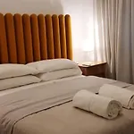 Fabulous&Quiet Apartment+Balcony in Barrio Norte. Your easy access to Buenos Aires!