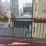 Monoambiente Amplio Y Luminoso Muy Cerca De Universidades Y Sanatorios.