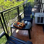 Comodo Departamento Con Balcon En Microcentro