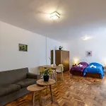 Amplio Monoambiente En El Corazon De Buenos Aires
