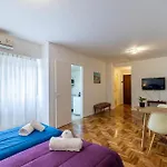 Amplio Monoambiente En El Corazon De Buenos Aires