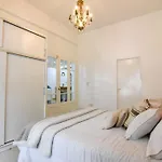 Dpto. En Recoleta: Calido, Proximo Y Confortable