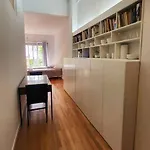 Estudio Luminoso Y Centrico