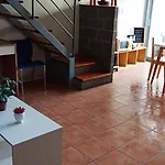 Duplex dos ambientes con terraza propia y parilla