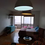 Cerca De Todo-Comodo Y Funcional