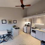 V&S Hostel Boutique