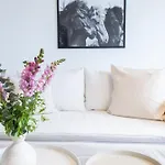 Cebil Beautiful & Cozy Apartment