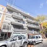 Exclusivo Departamento De Dos Ambientes Con Patio. Modernidad Y Sofisticacion Al Alcance De Tu Mano