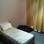 Comoda Habitacion Privada Amoblada Con Bano Privado En Las Canitas