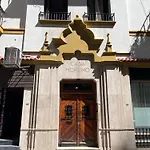 Historic Apartment In The City