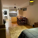 Apartment With Balcony, Garden And Parrilla