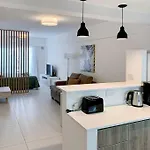 Impecable Estudio En Caballito Con Piscina- 4H