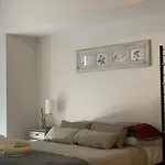 Impecable Estudio En Lujoso Edificio En Caballito