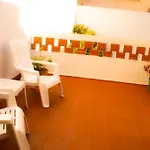 Confortable Habitacion En Flores