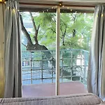 Lacroze Ba Suites
