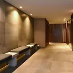 Matienzo Lot Studios - Room 82