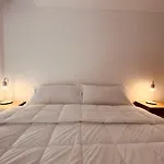 Hermoso Y Amplio Departamento En La Mejor Zona De Buenos Aires Sobre La Calle Paraguay