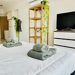 Urban Cool Apartaments