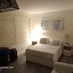 San Telmo Piso Uso Familiar Cincuenta Mil Pesos La Noche