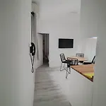 Comodo Dos Ambientes En El Centro De Buenos Aires