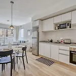 Cedron Amazing Pool View Apartment