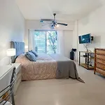 Cozy Studio In Caballito Your Gateway To Buenos Aires
