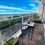 Piso Luminoso, Con Vista Panoramica Al Hipodromo De Palermo