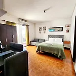 Aparttommy