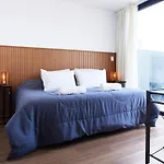 Monroe Suites