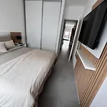 Alto Palermo Apartment