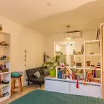 Utopia\'S House.