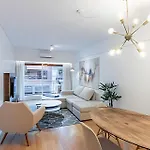 Apartamento Familiar Gran Ubicacion Y Gran Balcon