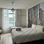 Tribeca Apart Studio