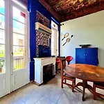 Blue Hostel Ba