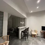 Acogedor Estudio En Zona Residencial