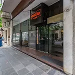 Elegante Departamento Ubicado En La Mejor Zona De Recoleta Sobre La Calle Parana 1019